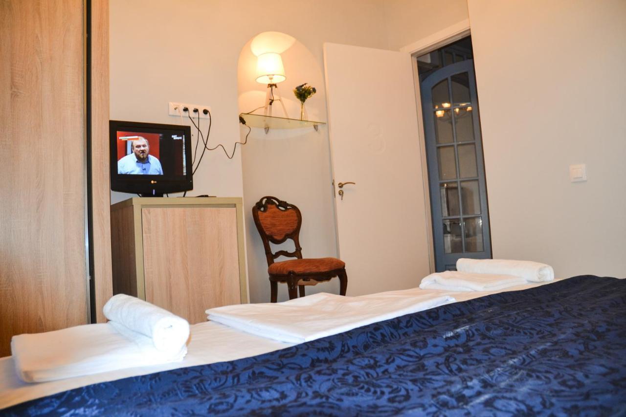 Piccolo Hotel Vake Tbilisi Buitenkant foto
